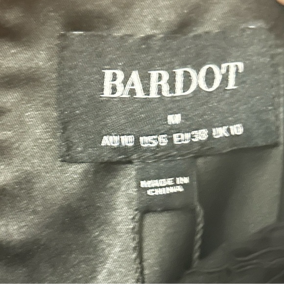 NWT BARDOT RIVIERA LACE HALTER COCKTAIL AND PARTY DRESS NWT BARDOT - Picture 7 of 10